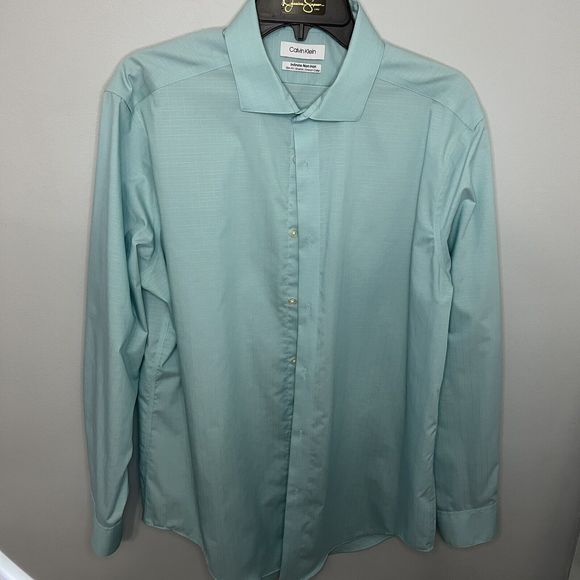 Calvin Klein Infinite Non-Iron Slim Fit Blue 16 1/2 32/33 Large Mens Dress Shirt - Picture 2 of 9